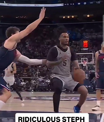 Craziest in game move! Stephen castle playing street ball 🔥🔥👌#nba #basketball #highlights