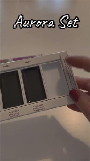 #kuretake #gansai tambi #granulating #aurora set #art