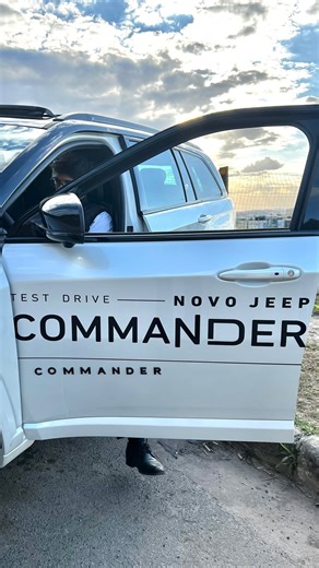 #TestDriveValence - O novo Jeep Commander 2026 está pronto pra te surpreender. Agende seu test drive e descubra o verdadeiro significado de dirigir um Jeep. 📍 Av. Barão Homem de Melo, 3420 #ValenceJeep #Commander #TestDrive #JeepBH #Commander2026 | Valence Jeep