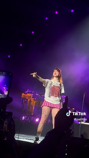 Paramore Live Performance of 'All I Wanted'