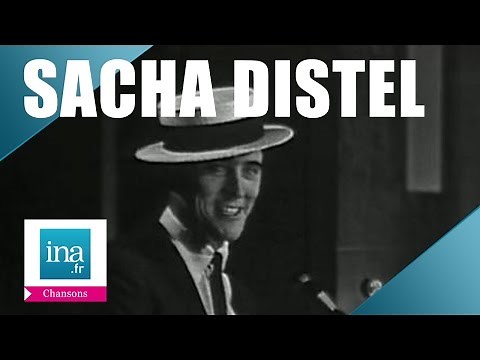Sacha Distel "Mon beau chapeau" (live officiel) | Archive INA
