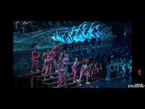 Lizzo playing flute @ 2020 Grammys 🗣🗣 PERIOD.