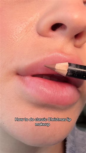 @makeup_by_uli on Instagram: "How to do classic Christmas lip makeup 🎄💋 Dreaming of that perfect soft Christmas lip look? Skyfluence Beauty makes it super easy by analyzing your natural lip shape and showing you exactly where to contour, line, and shade for the most flattering festive result. No more guessing or copying random tutorials Skyfluence gives you personalized lip mapping based on your own proportions, so your holiday makeup looks flawless every single time. Scan your lips with @skyf