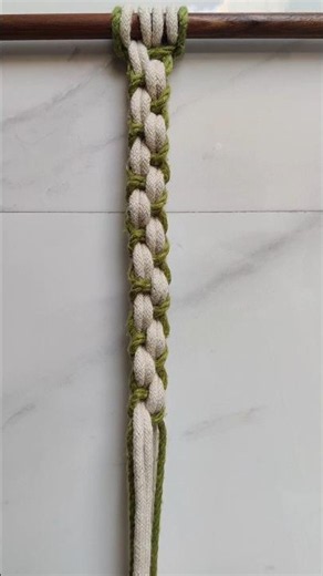 Macrame Bracelet Design #macrame #bracelet #bracelets #macramebracelet #diy #macrameforbeginners