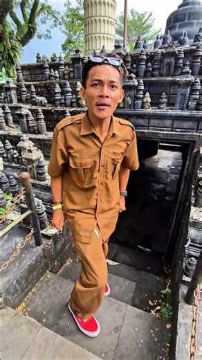ngokngok mau masuk kedalam apa itu❓️😱😱