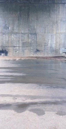 just walkin and stuff;)….#trend