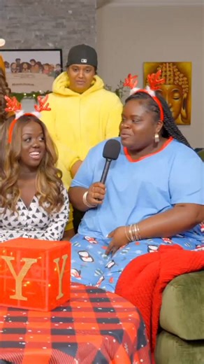 Bev 🌸 on Instagram: "It wasn’t quite the happiest of holidays 😅🎄"