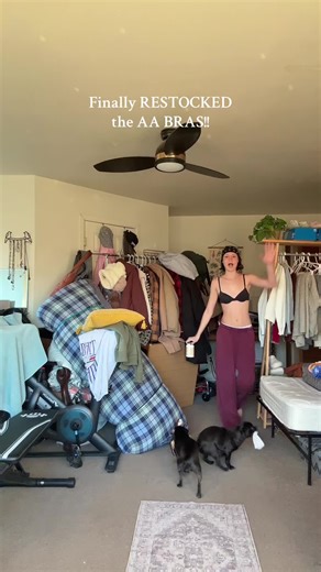 {wearing size AA32} now you can all get them 😫👏 @INLYRIC #bra #ittybitty #flatchest #brasize #brarecommendation