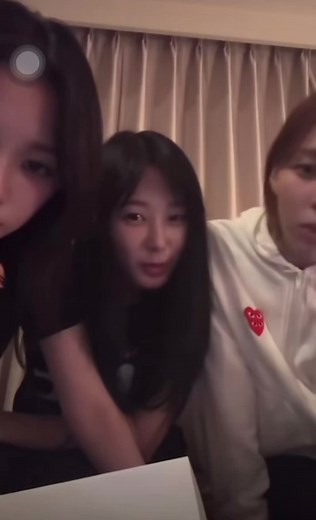 Wink if winrina is real#aespa #karina #winter #winrina