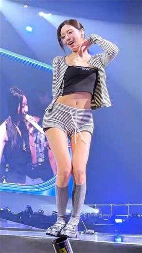 ITZY YUNA 'SNEAKERS' Fancam | 있지 유나 직캠