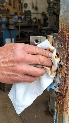 Severely Rusted Gate Hinge Restoration | Deep Rust Cleaning Process