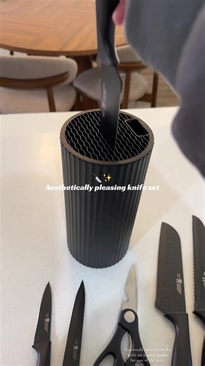 Explore Our Aesthetically Pleasing Kitchen Knife Set