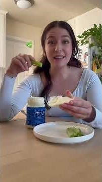 💙 🧀 Tasting and ranking blue cheese dressing!