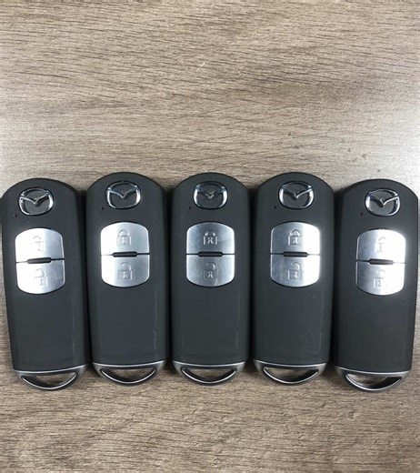 🚗Mazda 2 Button Keyless Entry Smart Remote Key Fob with Emergency Key Blade🔑 #kunci #kuncimobil #tukangkunci #SmartKey #surabaya
