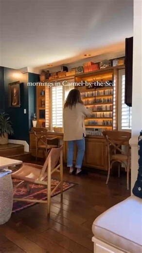 Cozy Carmel-by-the-Sea mornings, a front-row seat to the town’s charm, and dinner next door at Brophy's Tavern — Hotel Carmel has all the pieces for a perfect getaway. Pack your bags; your next favorite stay is ready for you. via - The In House Lens | Carmel by the Sea