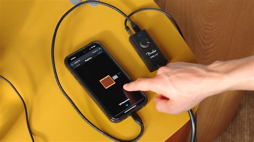 吉他巨头Fender发布免费DAW：全平台支持，Studio One团队操刀，送一堆自家音箱模拟格局打开了！