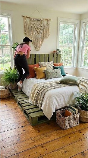 Building a cozy, aesthetic bedroom sanctuary using simple pallet frames.