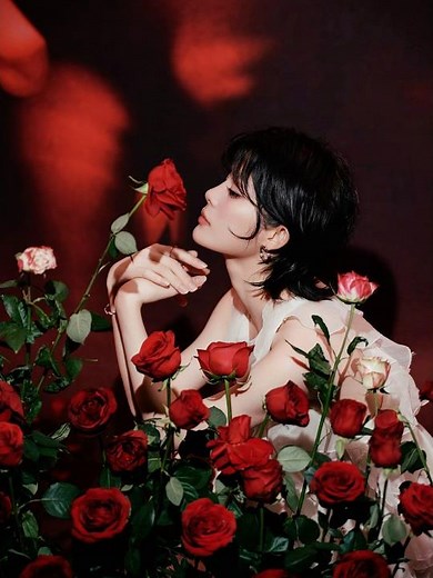 #姚晓棠 心跳同频 浪漫如花朵般绽放～沉溺光影 自在盛开其中🌹 #天赐的声音7 第四期·造型（因为一些原因，本期舞台就不分享了！下期见吧！）