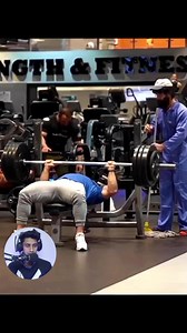 Anatoly Shocking Benchpress #anatolyprank #faketrainer #benchpress | Manik Gym Prank