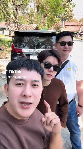 អត់ដឹងនិយាយអី​ @Oppa_Tony #Funny