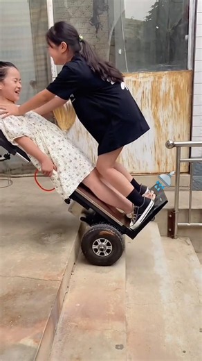 Amazing Stair Climbing Machine That Carries Heavy Goods! 🚀 #Shorts