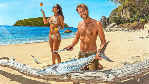 Lost in Australia’s wild coast living off the ocean