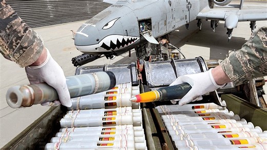 Loading and firing A-10’s scary 30 MM Gatling gun
