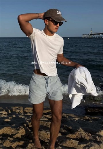 The Timeless Appeal of the White T-Shirt
