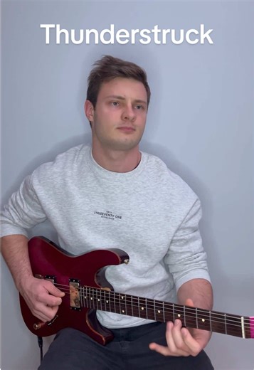 AC/DC - Thunderstruck ⚡️Guitar Cover #acdc #thunderstruck #guitartok #guitarcover #guitarist