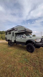 128K views · 47K reactions | This overland camper is insane. 勞 @storytelleroverland #camper #rv #tinyhome #motorhome #tinyhouse #tinyhomeonwheels #campertour #rvtour #tinyhouseonwheels #campervan | Beer Run Bus | Facebook