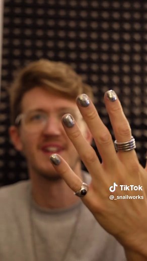 Creating a Complete Set of Metal Fingernails