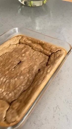 Day 50 of 100: Tiramisu Baked Oats ☕ comment SAVE and i’ll send the link straight to your DMs or google “glow diaries tiramisu baked oats” or type this into your browser: https://glow-diaries.com/tiramisu-baked-oats/ Made with @ora.organic protein powder - get 30% off using my affiliate link in bio :) I love it because it has a smooth mild taste (not too sweet) and is perfect for mixing into oats and yogurt. It’s also vegan and USDA certified organic #recipe #glowdiaries #breakfast #mealprep | L