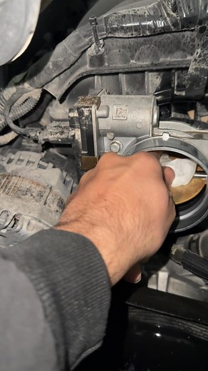 97K views · 322 reactions | How To Clean Throttle body | Abdullah auto electrician | Facebook