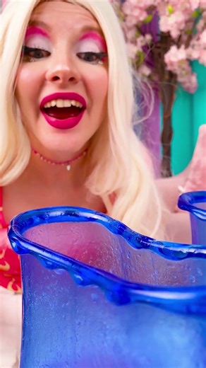 جمال الأحذية الزرقاء! 🦶✨| هل يمكن أن يكون أفضل من ذلك؟ #shorts