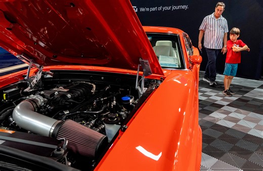 A look inside the Barrett-Jackson Palm Beach 2026 auction in West Palm