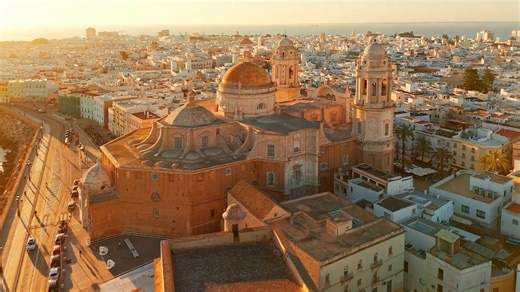 Ανδαλουσία, Ισπανία: Πτήση με drone από τη Σιέρα Νεβάδα στις ακτές του Ατλαντικού