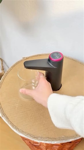 Kolawole Mary Adetutu on Instagram: "If you cook with CWAY water, like to drink room temperature water or don’t have an electric water dispenser this Rechargeable automatic liquid dispenser and pump is just what you need. . . Price- ₦10,000. Color varies! Pipe size- 50cm . . 🛍To place an order: send a DM. WhatsApp 08023750115. Calls only 08137901778 . . Visit our store: 📍Ground Floor, E-Centre Ozone Cinema Mall. 1-11 Commercial Avenue Sabo Yaba, Lagos. . . 🚚Delivery: Lagos: Next day delivery