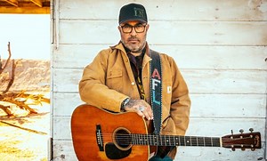 On Aaron Lewis and “Am I The Only One” - Saving Country Music