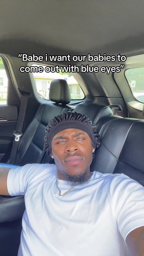 Exploring the Beauty of Blue Eyes and Dark Hair