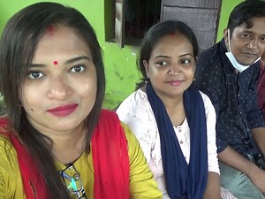 Jibone Kichu Valo Kaj Korechilam Jar Jonno Sobai Ke Khaote Parlam | Happy to Help Needy People | The Foodie Bong