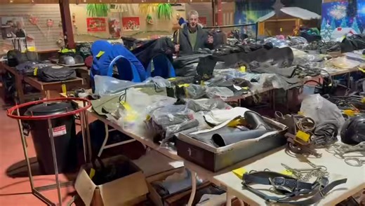 🐎🔥 AUCTION UPDATE – BUILDING FULL! 🔥🐎 Entries are coming in thick and fast for our BA Auction Marts First Live Equestrian Auction — and our building is now completely full! From this point, we can only accept items suitable for outdoor storage. Take a look at some of the lots already entered 👀 Saddles, tack, rugs, jumps, trailers, yard equipment and much more going under the hammer. 📅 Friday 27th February ⏰ Live sale starts 10:00am 📍 Lyne of Skene, Westhill, Aberdeenshire 🕗 Gates open fr