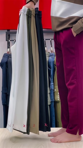 Stylish Low Cut Baggy Outfit for Sizes M to XL