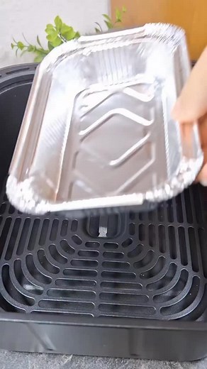 ONLY 2 INGREDIENTS!! The lotus cake in an airfryer 😋😋 #lotus #cake #airfryerrecipes #EasyRecipes #easydessert | Délices et Recettes au Air Fryer