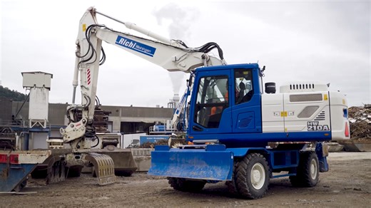 Powerful machine moving heavy materials with ease