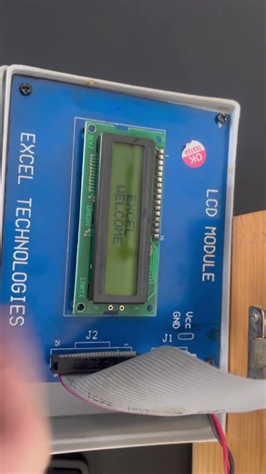 Experiment 7- LCD display using 8085 microprocessor
