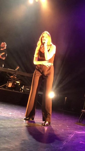 SARA’H - Perfect : Version Française en Concert à Paris