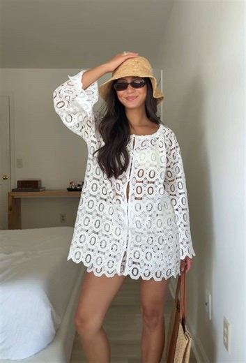 Stylish Pool Day Outfits for Summer Fun