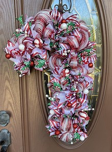 Candy Cane Red & White Ribbon Wreath - Etsy