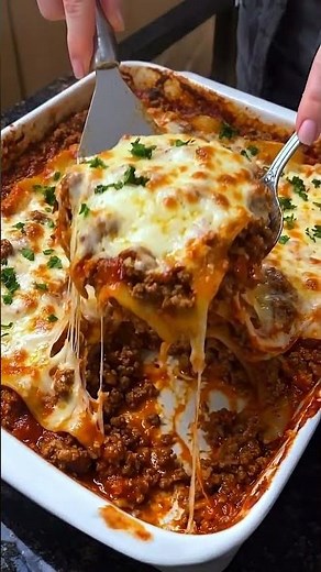 🔥 Cheesy Beef Lasagna Bake | Classic Italian Comfort Food Recipe