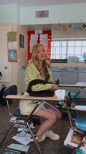 stupid boy 🙂⚡️🍦 tag your girlies